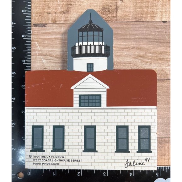 The Cats Meow West Coast Lighthouse Series Point Pinos Light Wooden Decorative P - Picture 2 of 2